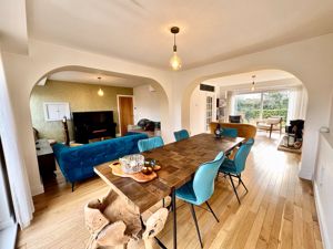 Photo 8- click for photo gallery